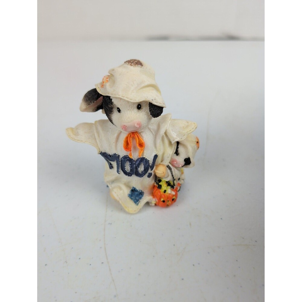 Mary's Moo Moos "Peek A Moo!" Ghost Costume Trick or Treat Enesco #185736 1996